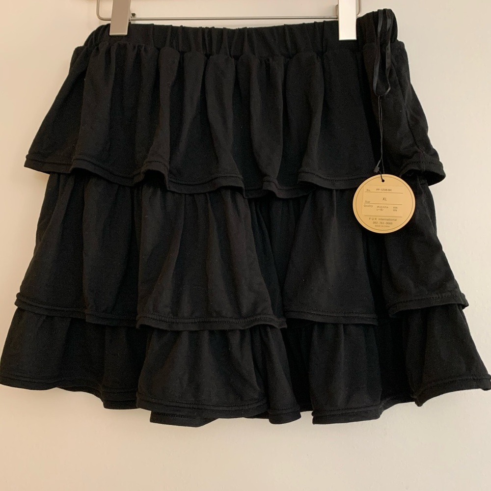 🎀3 for $19 ✨ BNWT Tiered skirts pants